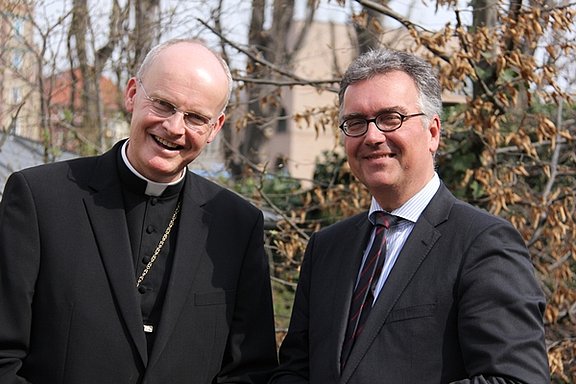 Der Katholische Militärbischof Franz-Josef Overbeck (li.) mit dem Evangelischen Militärbischof Sigurd Rink. © KS / Barbara Dreiling 
