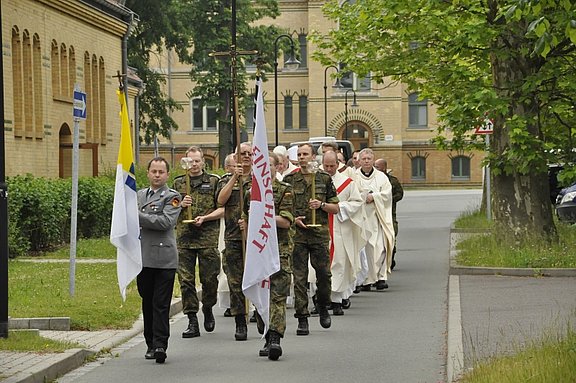 Soldaten beim Feldgottesdienst mit Militärbischof Overbeck beim 100. Deutschen Katholikentag in Leipzig © KS / Halina Wegrzynowicz