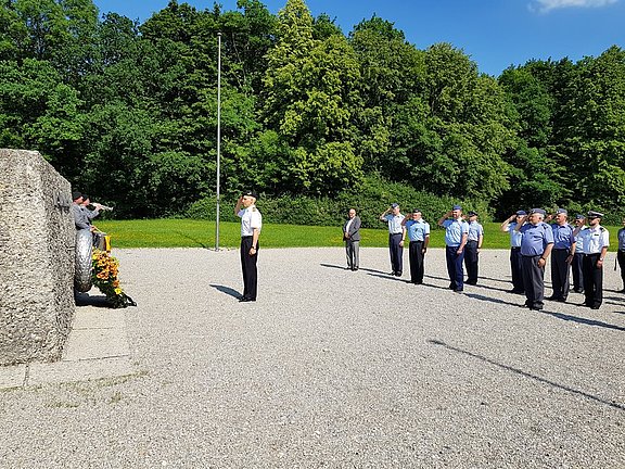 Kranzniederlegung am Ehrenmal der Luftwaffe © KS / Barbara Dreiling
